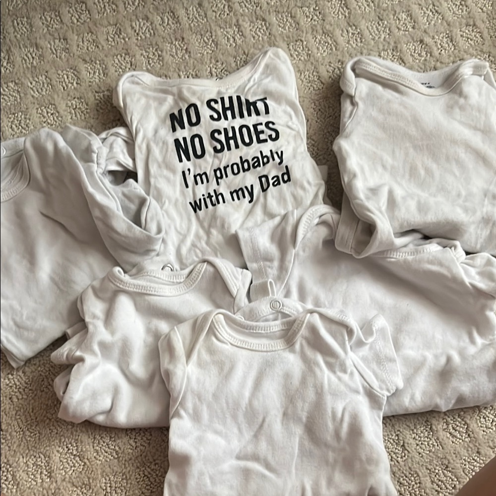 White newborn onies Bodysuit